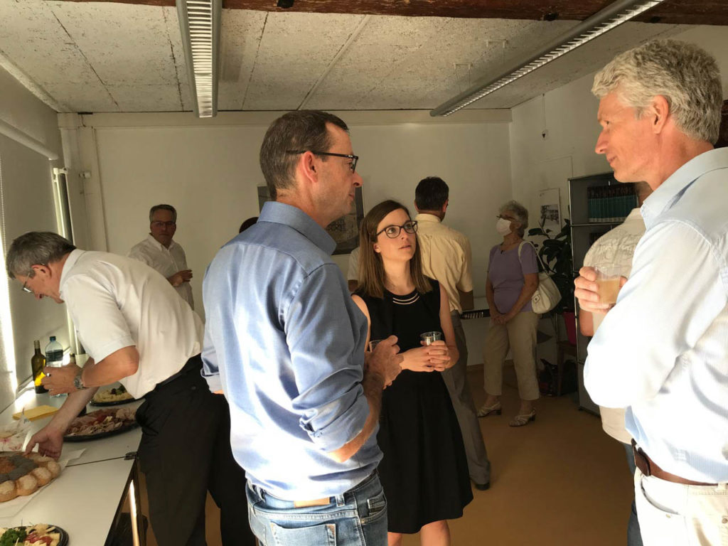 Cérémonie de présentation de la plaquette consacrée au mur d